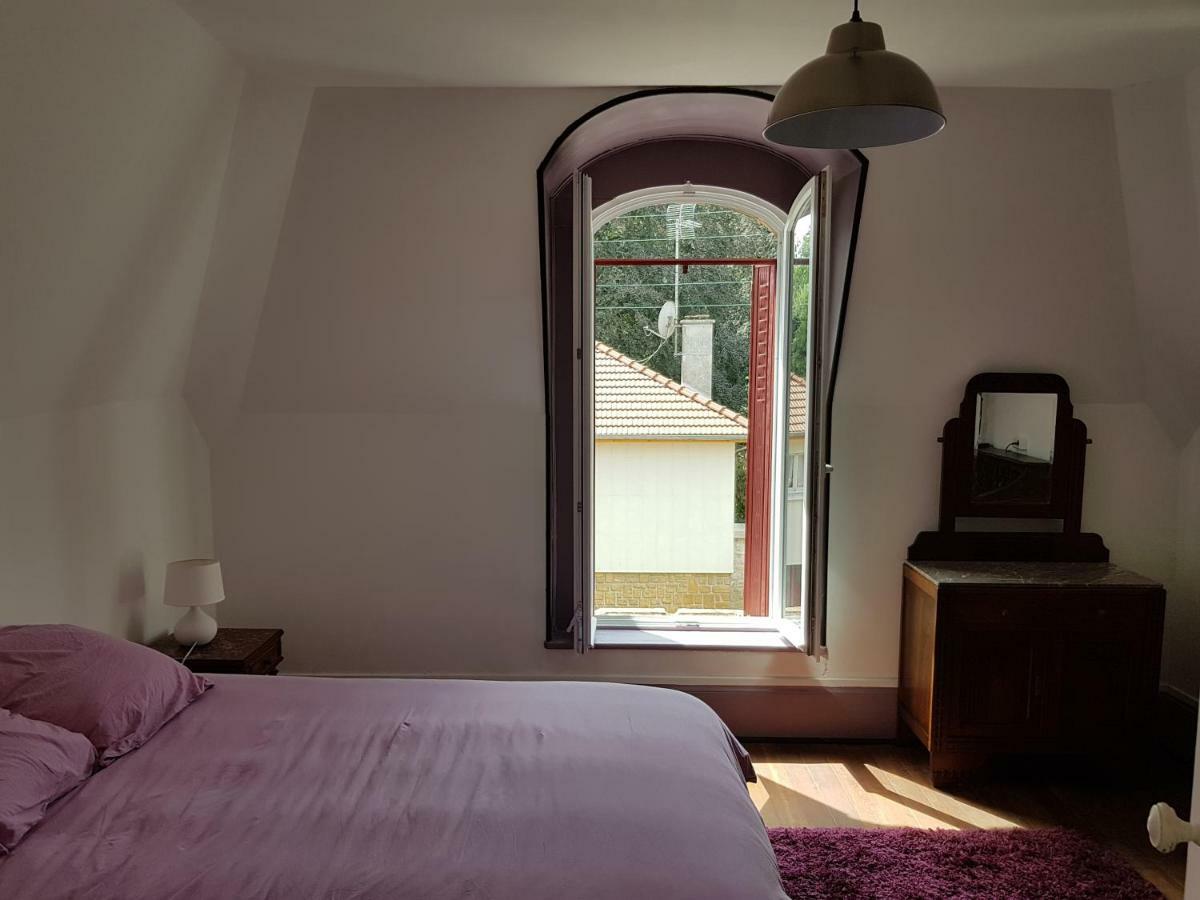 Appartement Atypique - 2 Chambres - Rue Calme Dans Centre Ville Седан Экстерьер фото